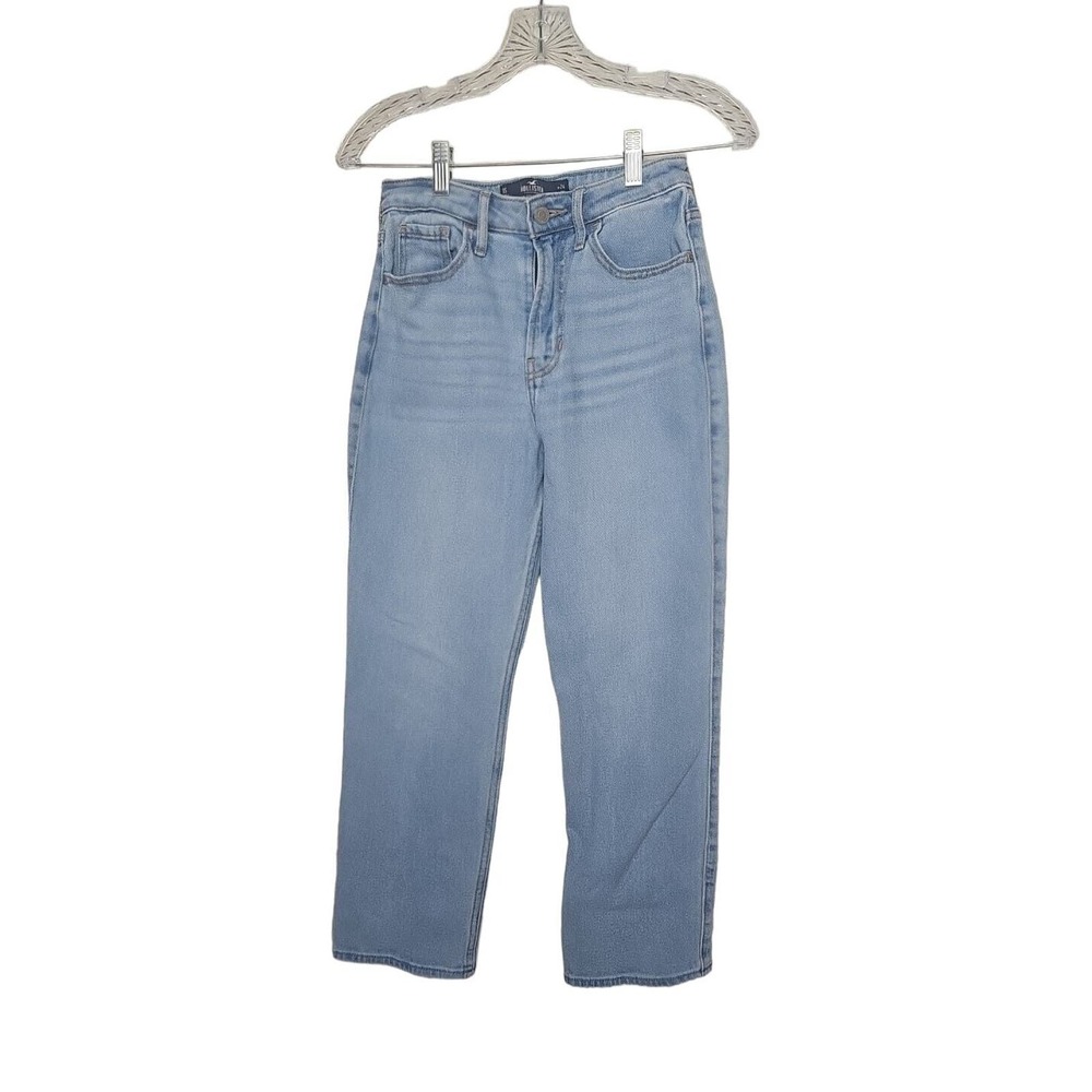 Hollister Ultra High Rise Vintage Straight Jeans - Size 0 Short W24/L25